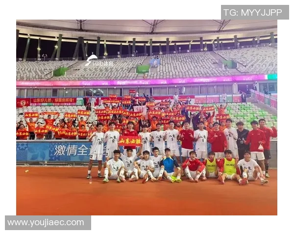 赛后分析：深圳足球队与广州足球队在战术灵活性上的较量与启示